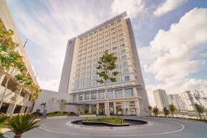 thumbnail: Exterior