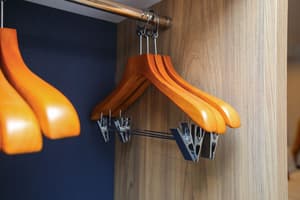 thumbnail: Room amenity