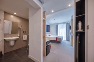 thumbnail: Room