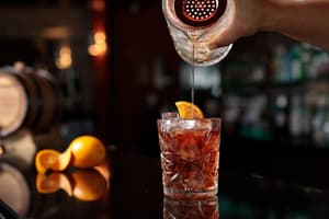 thumbnail: Bar (on property)