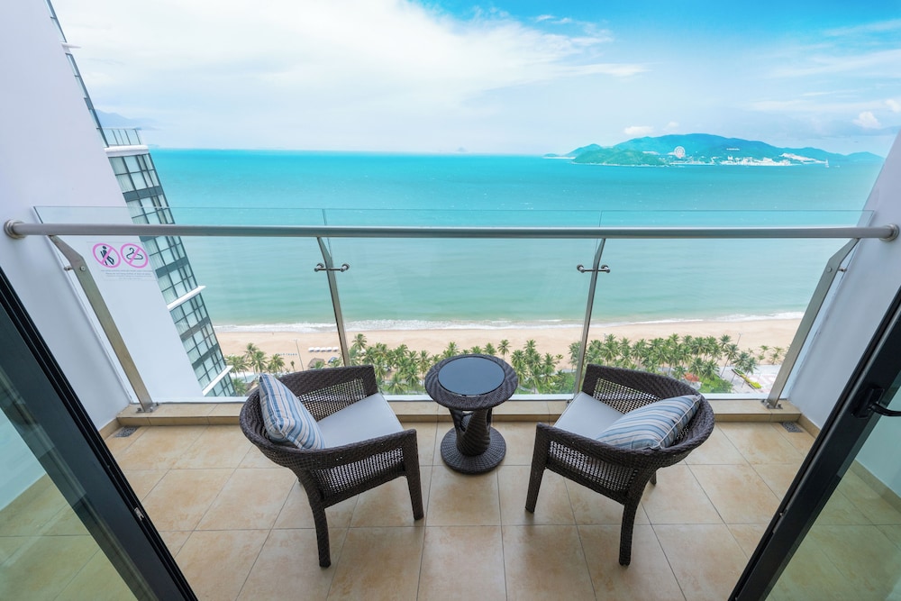 Beach/ocean view