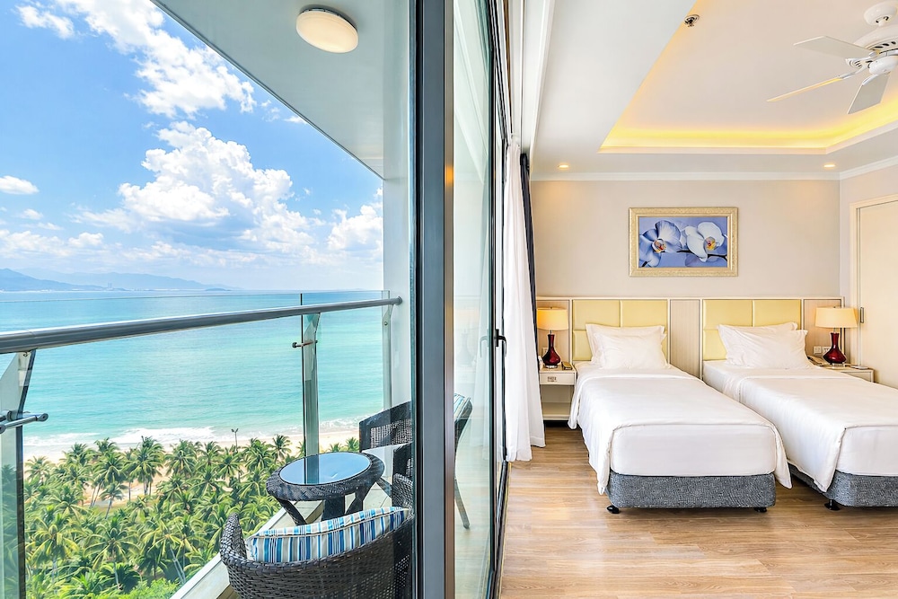 Beach/ocean view