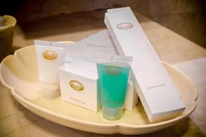 thumbnail: Bathroom amenities