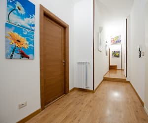 thumbnail: Hallway