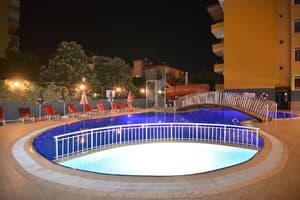 thumbnail: Outdoor pool