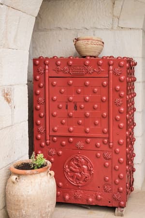 thumbnail: Property entrance