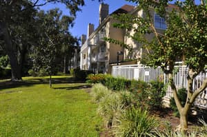 thumbnail: Exterior
