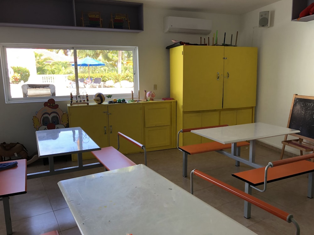 Children's play area - indoor