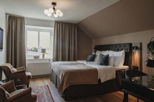 thumbnail: Room