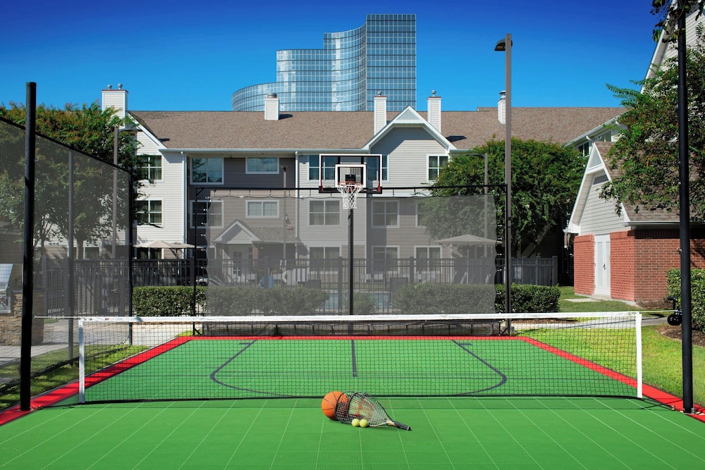 Tennis court