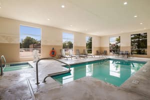 thumbnail: Pool