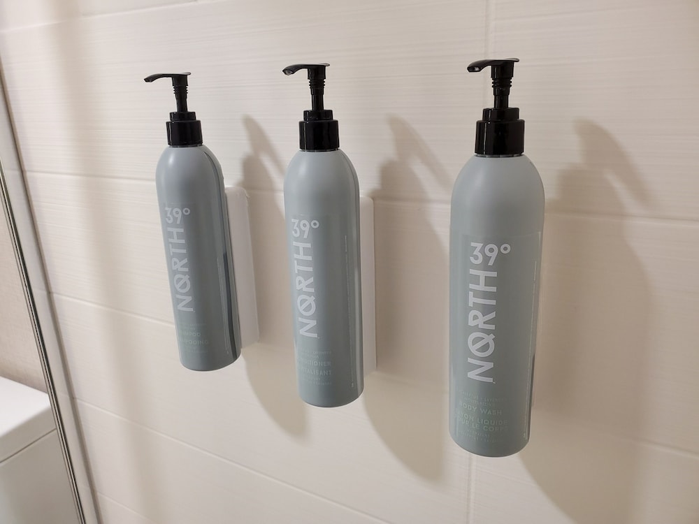 Bathroom amenities
