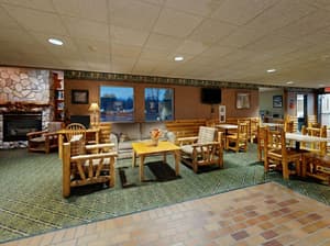 thumbnail: Breakfast area