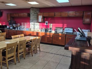 thumbnail: Breakfast area