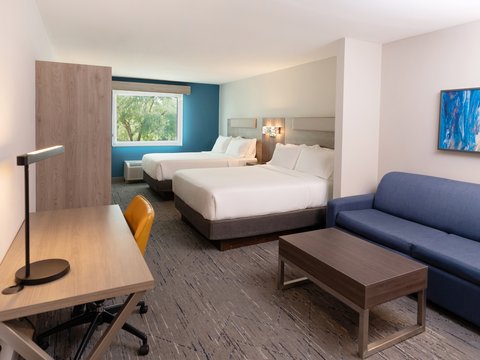 2 Queen Suite