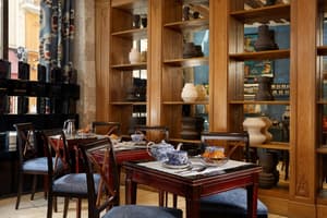 thumbnail: Breakfast area