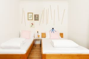 thumbnail: Interior detail