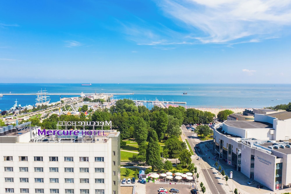 Beach/ocean view