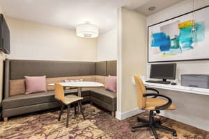 thumbnail: Business center