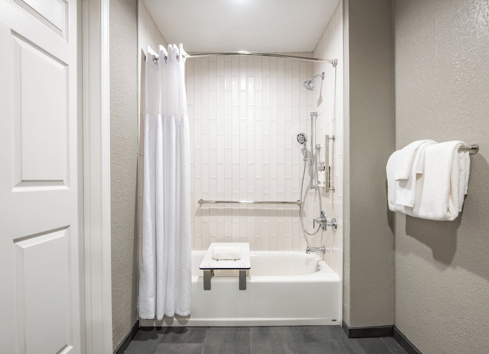 Hand-held showerhead