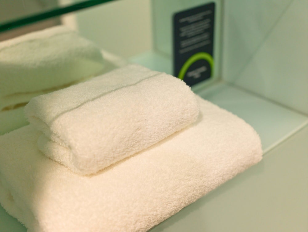 Bathroom amenities