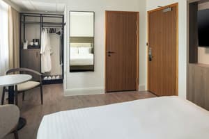 thumbnail: Room