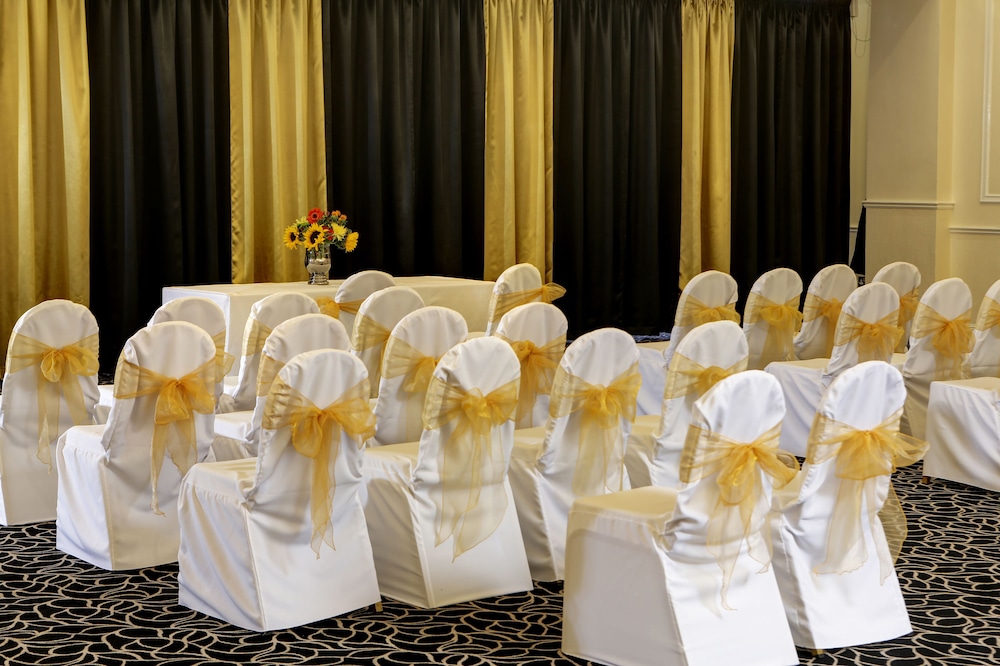 Indoor wedding