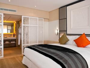 thumbnail: Room