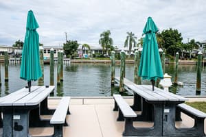 thumbnail: BBQ/picnic area