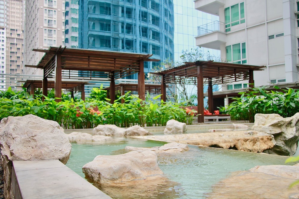 Sundeck