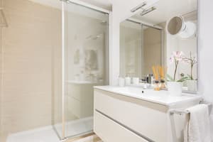 thumbnail: Bathroom sink