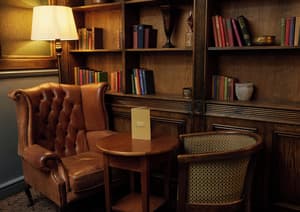 thumbnail: Bar (on property)