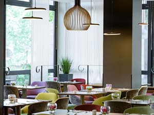 thumbnail: Breakfast area