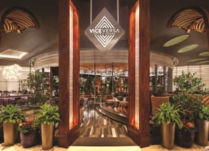 thumbnail: Bar (on property)