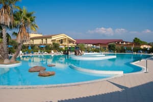 thumbnail: Outdoor pool