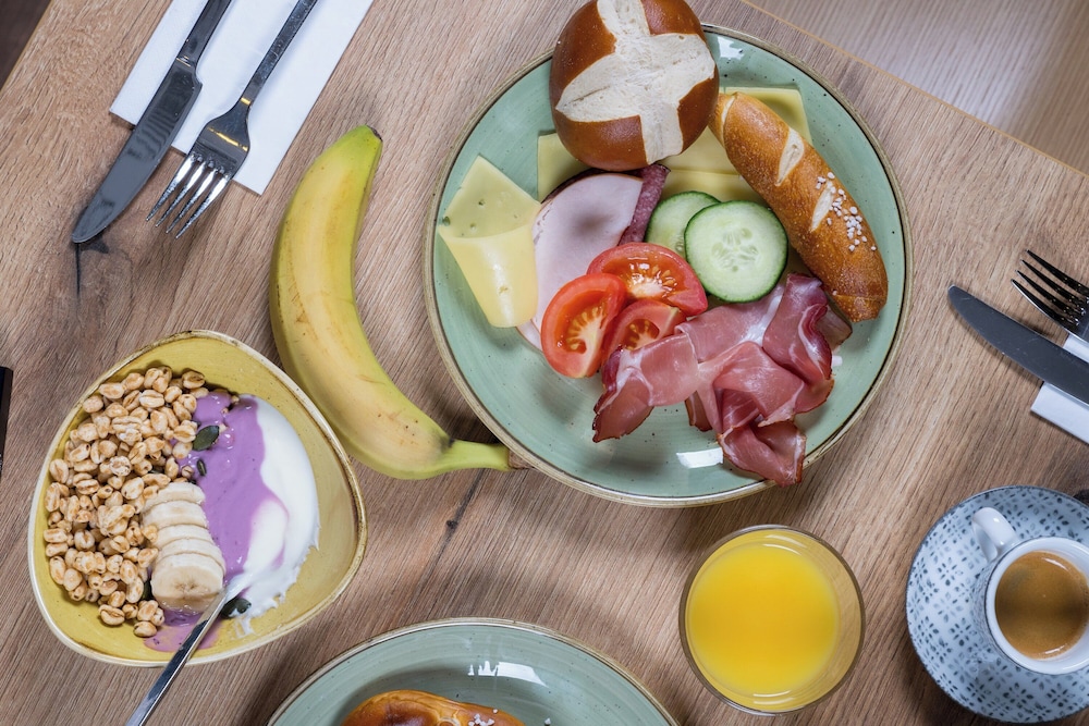 Breakfast meal