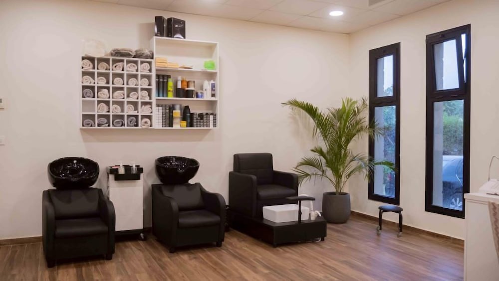 Hair salon
