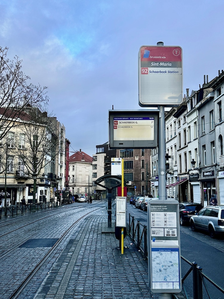 Train station shuttle