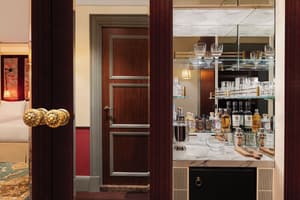 thumbnail: Minibar