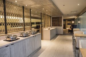 thumbnail: Bar (on property)