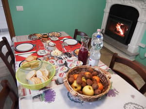 thumbnail: Breakfast buffet