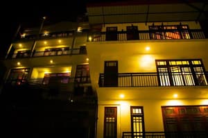thumbnail: Exterior