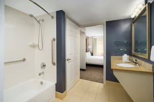 thumbnail: Bathroom