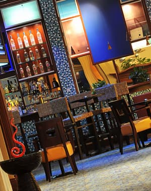 thumbnail: Bar (on property)