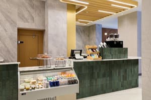 thumbnail: Snack bar