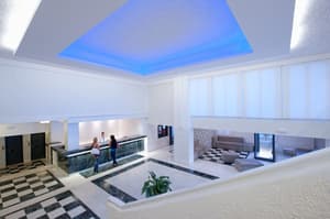 thumbnail: Reception