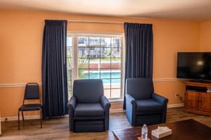 thumbnail: Living area