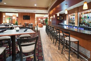 thumbnail: Bar (on property)