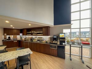 thumbnail: Breakfast area