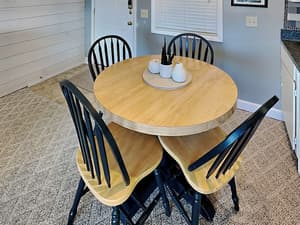 thumbnail: Dining